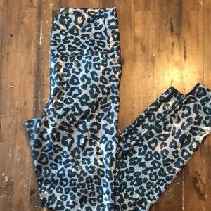 Beach Riot Blue Cheetah Leggings.